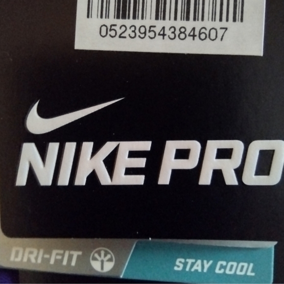 NIKE PRO SHORT SLEEVE SHIRT WOMEN SIZE XL - Picture 6 of 6